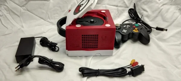 1727302465 (2) Nintendo GameCube con custom case Pokémon