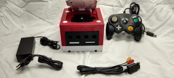 1727302465 (3) Nintendo GameCube con custom case Pokémon